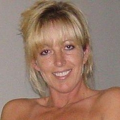 Carinde, Vrouw van 50 jaar zoekt man voor sex in Hardenberg