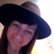 Profile Image van Clemence-09